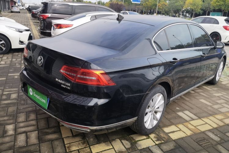 大众 迈腾 2019款 330TSI DSG 领先型 国V车身外观7