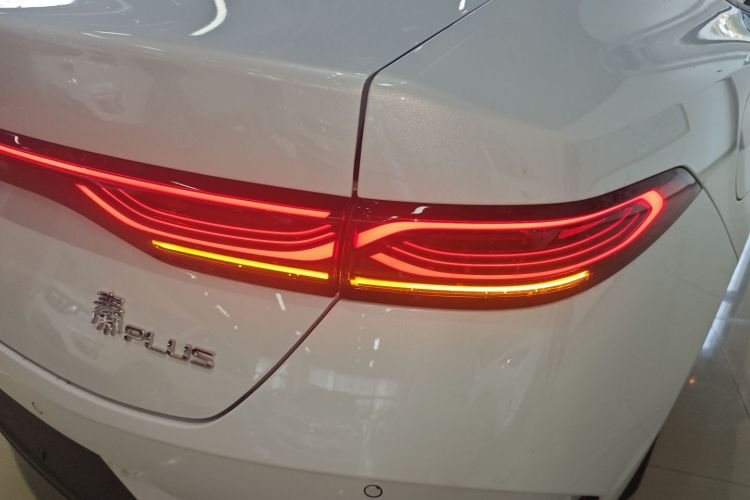 比亚迪 秦PLUS 2025款 DM-i 智驾版 128KM进取型车身外观9