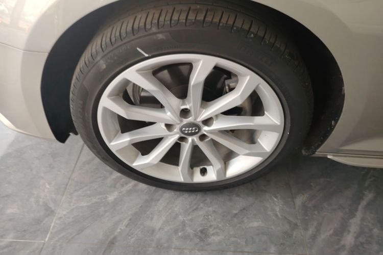 奥迪A4L 2018款 30周年年型 40 TFSI 时尚型车身外观6007