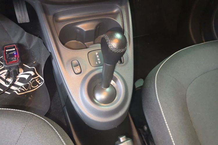 smart forfour 2018款 1.0L 52千瓦激情版局部细节18