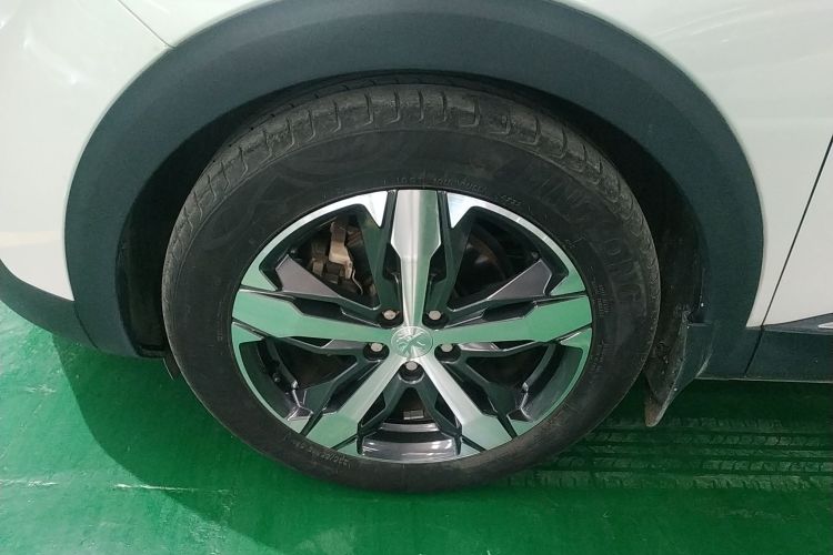 标致4008 2019款 360THP 尝先版车身外观6002