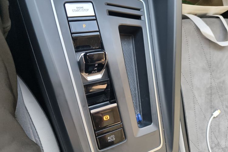 大众 高尔夫 2021款 280TSI DSG 30周年纪念版中控内饰18