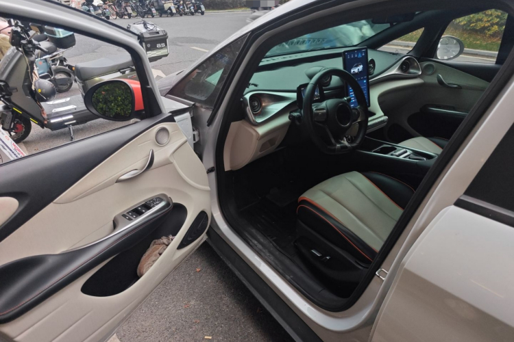 比亚迪 海豚 2021款 405km 时尚版中控内饰7003