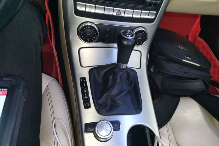 奔驰SLK级 2011款 SLK 200 时尚型局部细节18