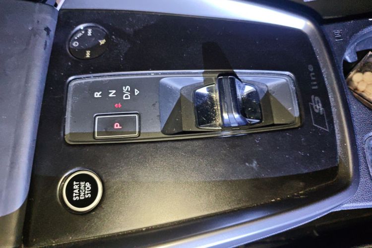 奥迪A3 2022款 A3L Limousine 35 TFSI 时尚运动型中控内饰18