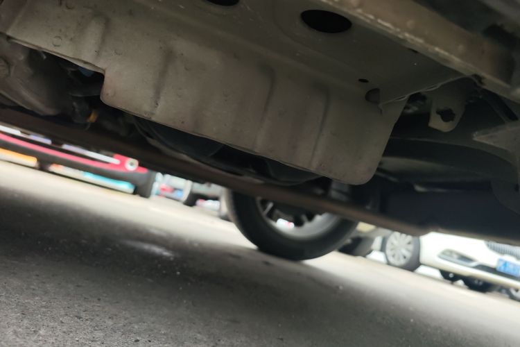 别克 昂科拉GX 2020款 20T CVT两驱旗舰型局部细节9003