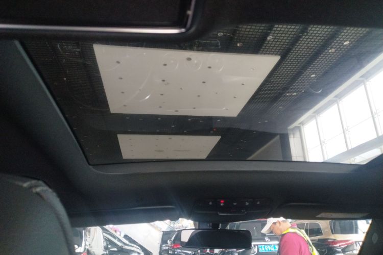 奔驰GLC 2020款 GLC 260 L 4MATIC 豪华型局部细节22