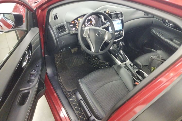 日产 骐达TIIDA 2020款 1.6L CVT智行版中控内饰7003