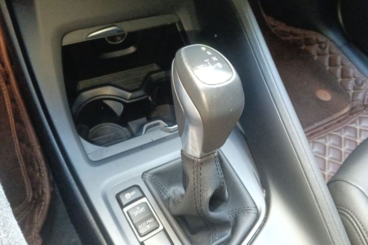 宝马X1 2019款 sDrive20Li 领先型中控内饰18