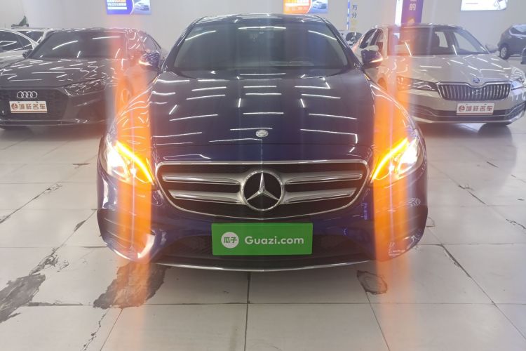 奔驰E级 2016款 E 200 L 运动型车身外观2