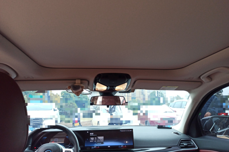 宝马i3 2022款 eDrive 35 L中控内饰22