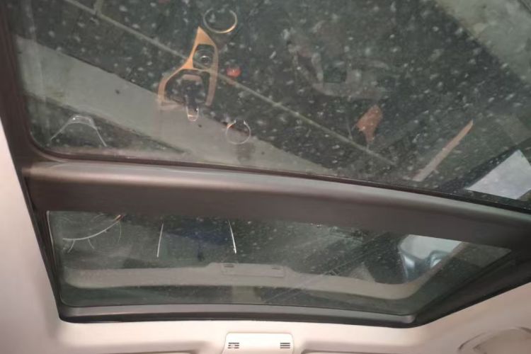 宝马X1 2014款 xDrive20i 运动设计套装局部细节22