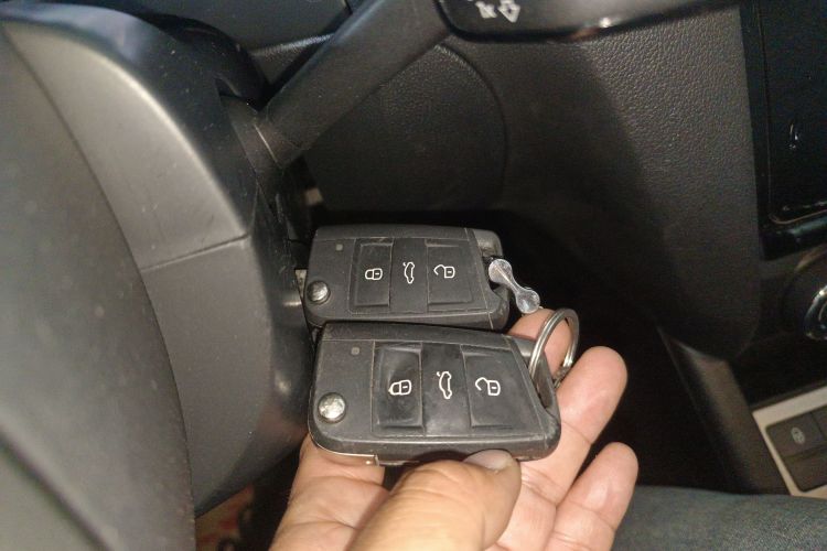 斯柯达 明锐 2018款 TSI280 DSG豪华版中控内饰11