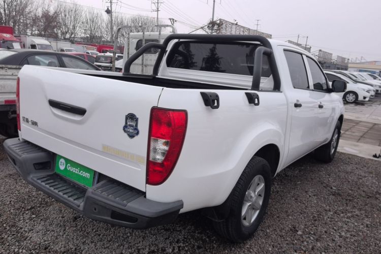 江铃 宝典 2020款 2.5T柴油两驱舒享版标轴JX4D25A6L车身外观6005