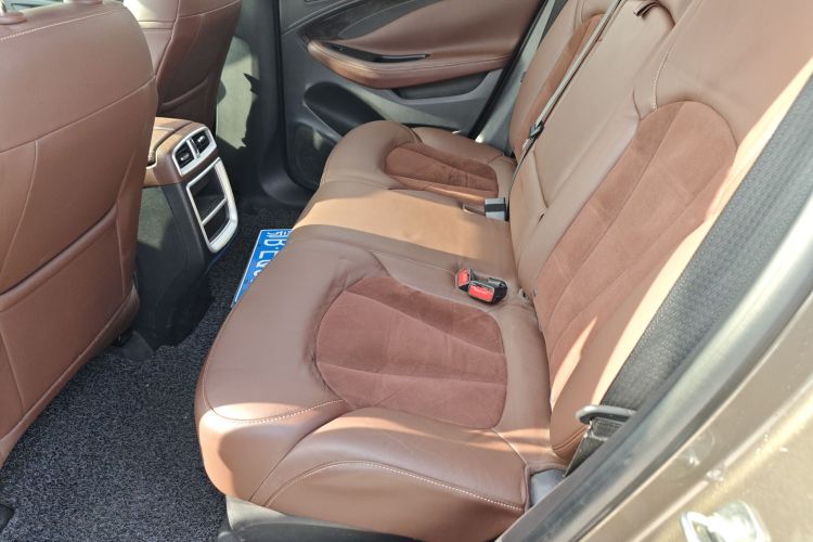 别克 昂科威 2016款 20T 两驱精英型中控内饰7004