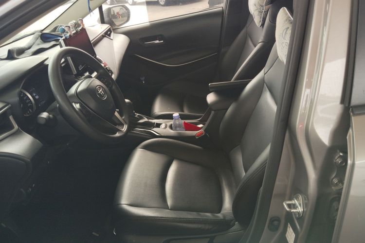 丰田 卡罗拉 2022款 双擎 1.8L E-CVT先锋版局部细节19