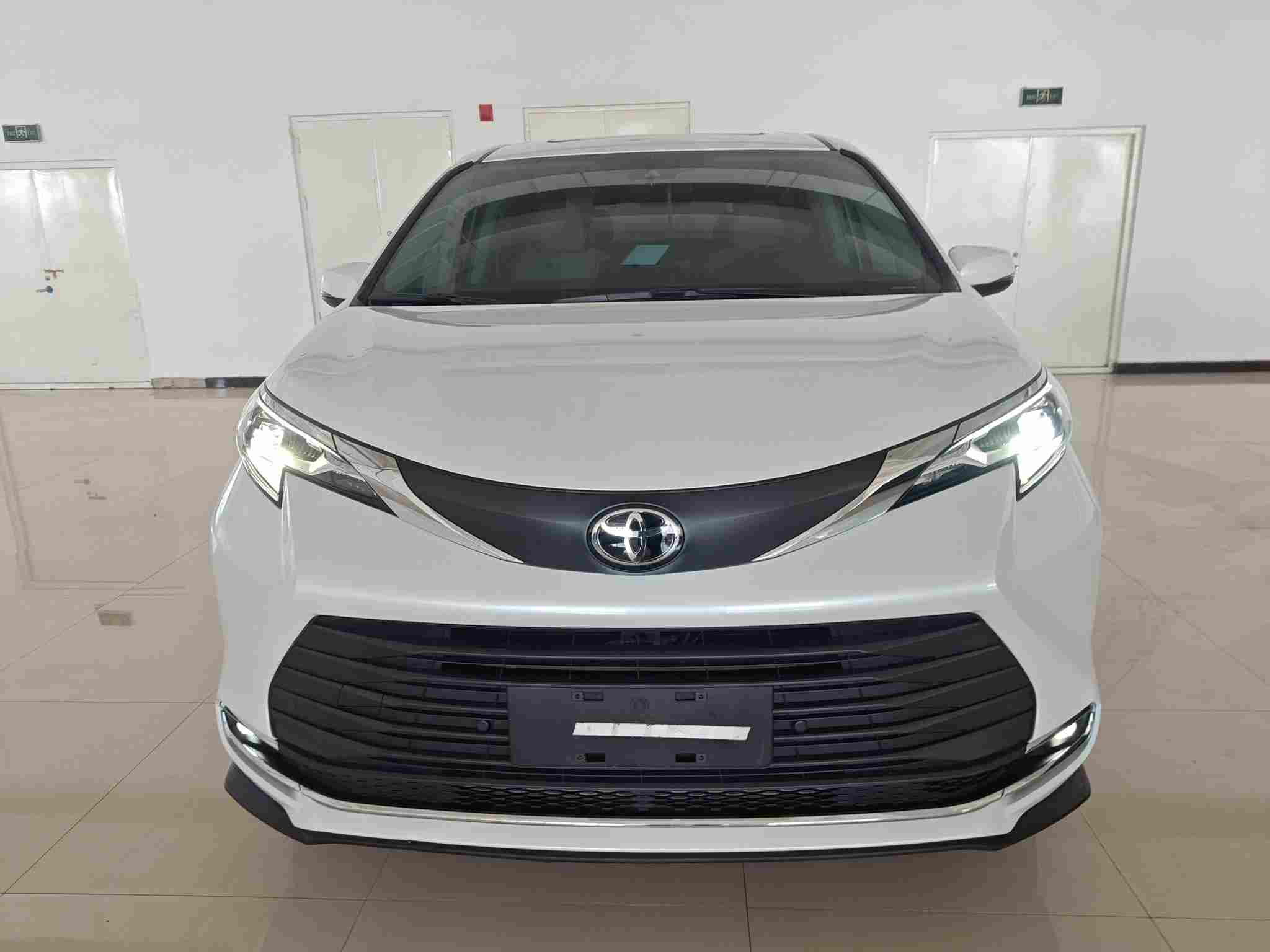 邯郸二手丰田赛那SIENNA 2024款：开两年还能少亏多少？