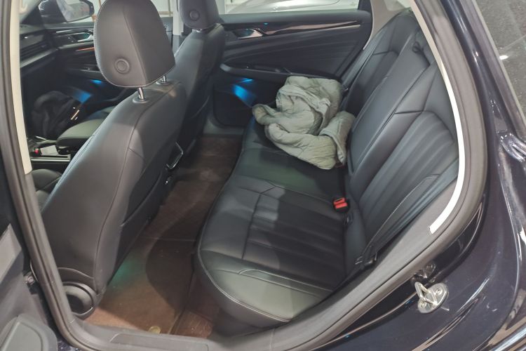 大众 帕萨特 2024款 280TSI 商务版中控内饰7004