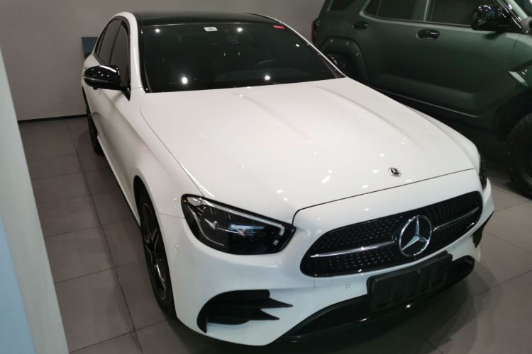 奔驰E级(进口) 2022款 E 260 时尚型运动版车身外观3