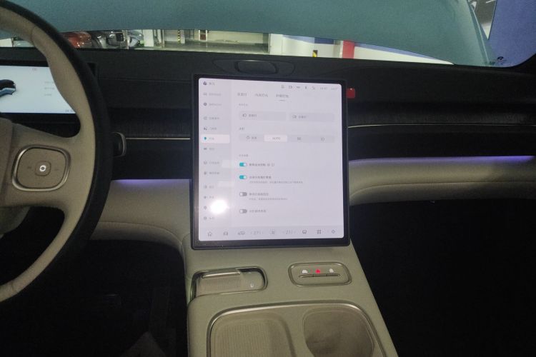 蔚来ES6 2024款 75kWh中控内饰16