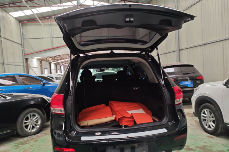 哈弗H6 2016款 升级版 1.5T 手动两驱精英型机舱底盘23