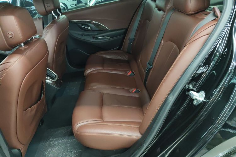 别克 君越 2013款 2.4L SIDI精英舒适型中控内饰7004