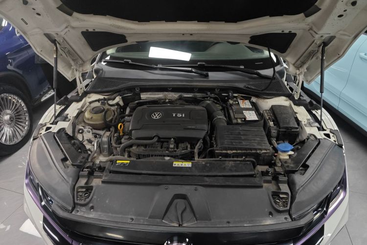 一汽-大众CC 2021款 380TSI 夺目版机舱底盘24