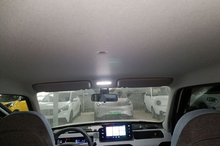 吉利银河 2023款 熊猫mini 200km 耐力熊中控内饰22