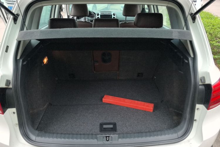 大众 途观 2015款 1.8TSI 自动两驱豪华型机舱底盘23