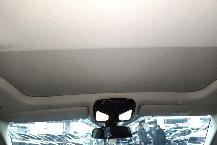 宝马5系 2018款 530Li 尊享型 豪华套装中控内饰22