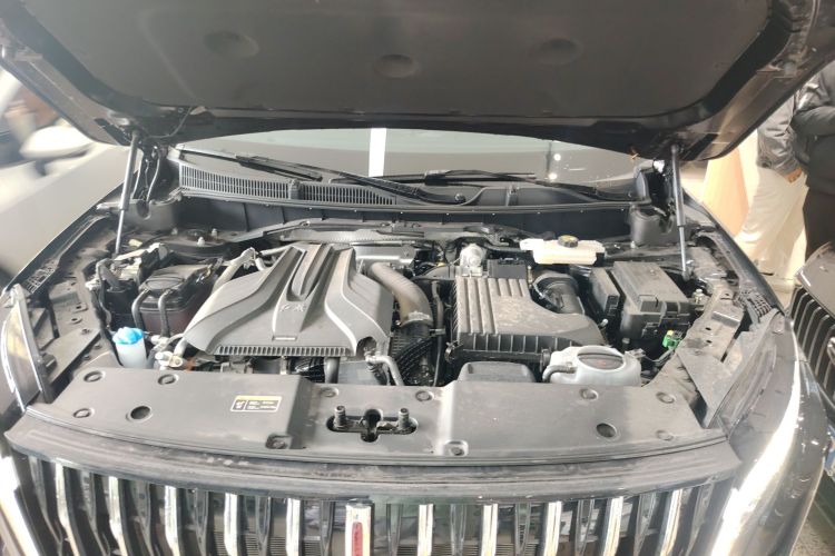 红旗HS7 PHEV 2024款 2.0T PHEV 四驱旗畅版 6座局部细节24