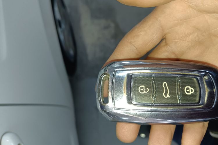 吉利银河 2024款 熊猫mini 200km 龙腾PRO版中控内饰11