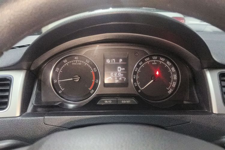 斯柯达 昕动 2016款 改款 1.6L 自动创行版中控内饰14