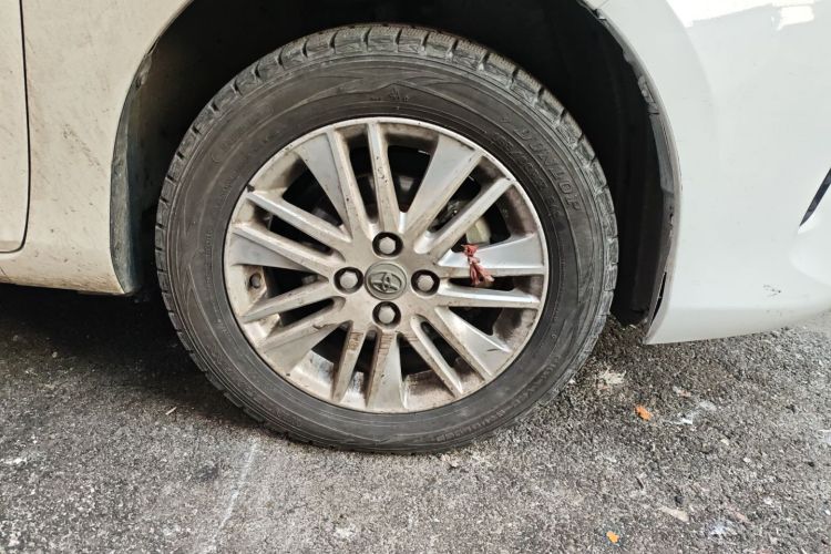 丰田 威驰 2017款 1.5L 手动创行版车身外观10