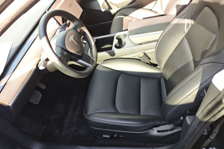 特斯拉 Model 3 2021款 改款 标准续航后驱升级版 3D1中控内饰19