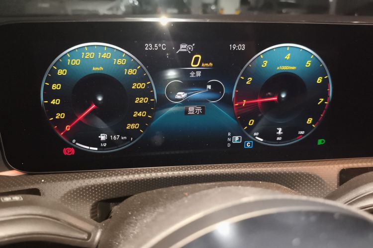 奔驰CLA 2021款 CLA 200 猎跑车中控内饰14