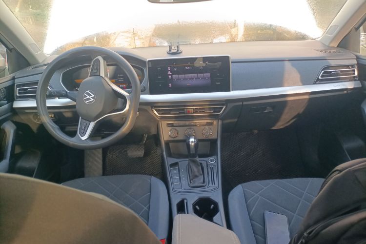 大众 朗逸 2023款 1.5L 自动得逸版中控内饰12