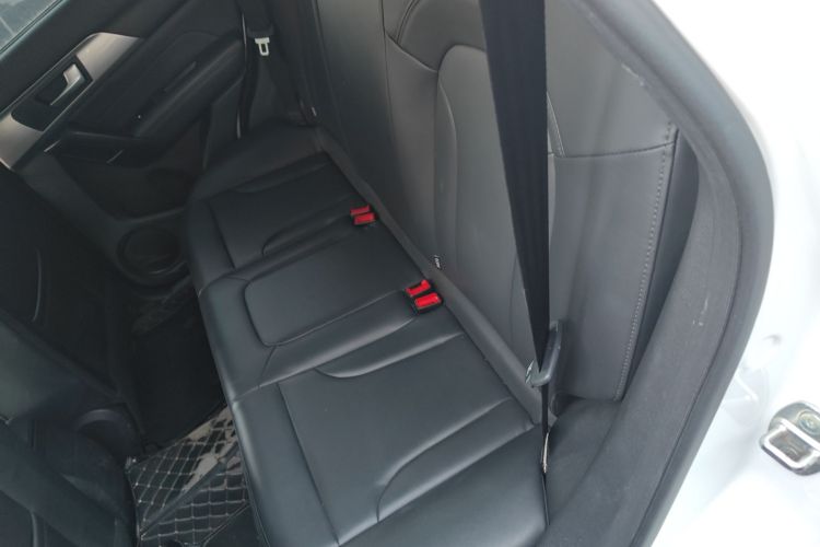 哈弗H2 2018款 1.5T 双离合两驱风尚型 国VI中控内饰7004