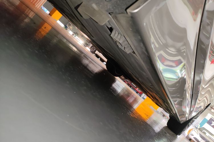 宝马3系 2018款 320Li 时尚型局部细节9001