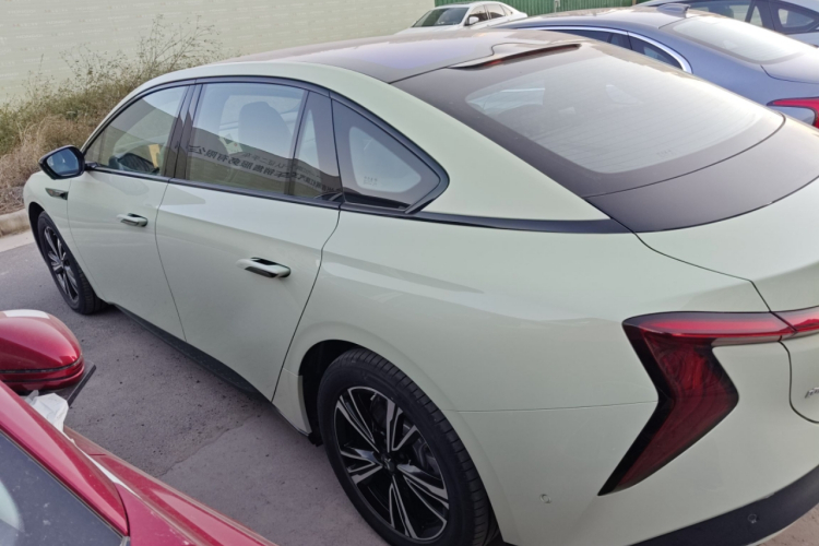 红旗EH7 2024款 690 Pro车身外观6003