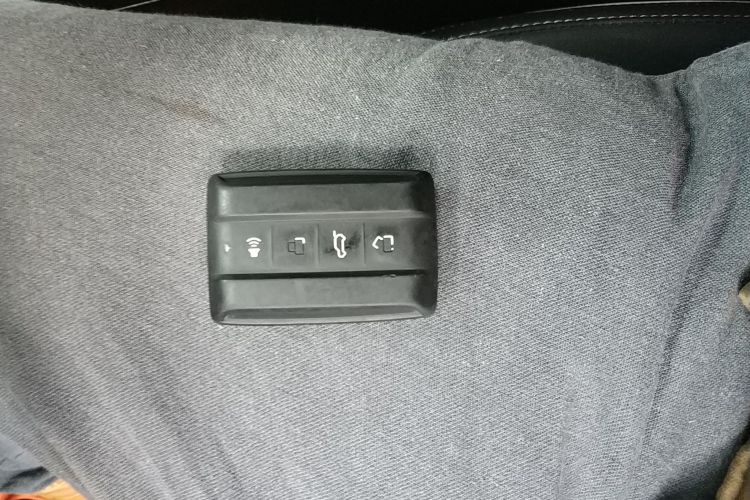 坦克300 2023款 越野版 2.0T 挑战者中控内饰7001