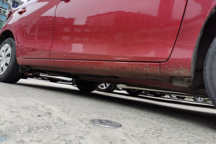 丰田 YARiS L 致炫 2020款 1.5L CVT领先版局部细节9001