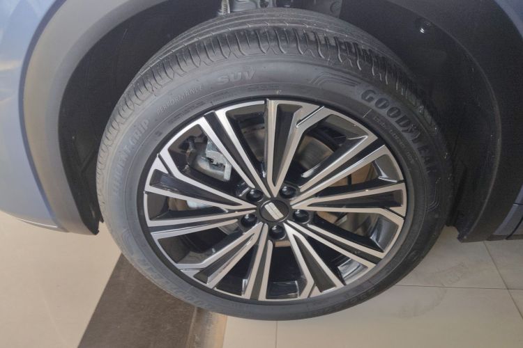 吉利银河 银河星舰7 EM-i 2025款 120km 领航版车身外观6007