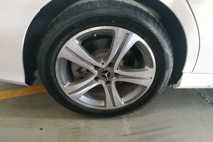 奔驰C级 2020款 C 260 L 运动版车身外观6008