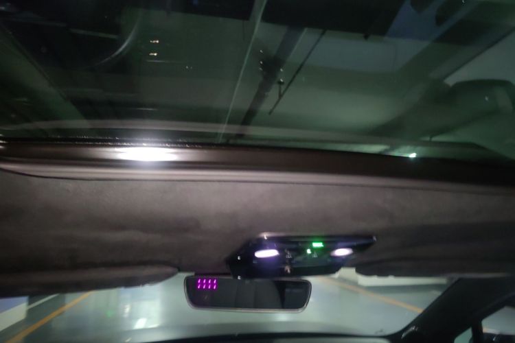 蔚来ES8 2020款 415KM 签名版 六座版中控内饰22