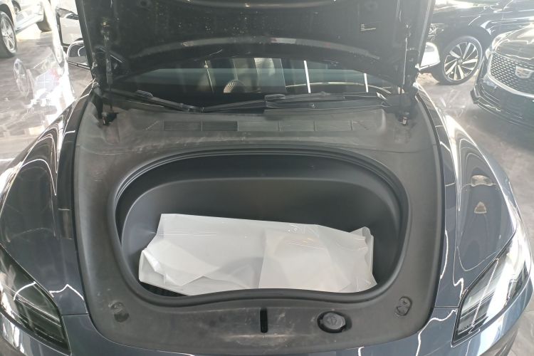 特斯拉 Model 3 2023款 后轮驱动版局部细节24