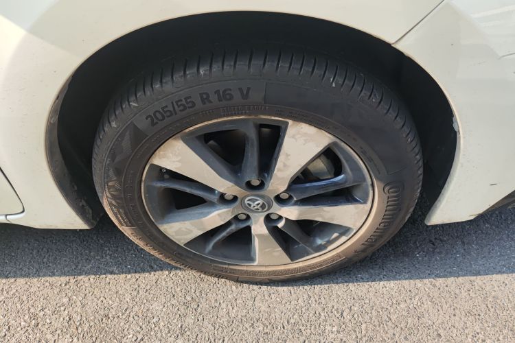 丰田 雷凌双擎E+ 2019款 1.8PH GS E-CVT精英天窗版车身外观10