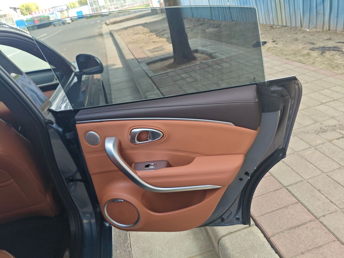 欧拉闪电猫 2022款 555km 尊贵版