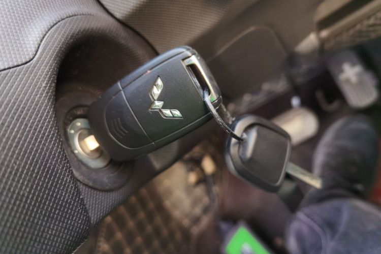 五菱汽车 宏光MINIEV 2021款 马卡龙时尚款 磷酸铁锂中控内饰11