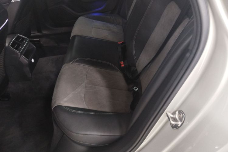 奥迪A6L 2022款 40 TFSI 豪华动感型中控内饰7004